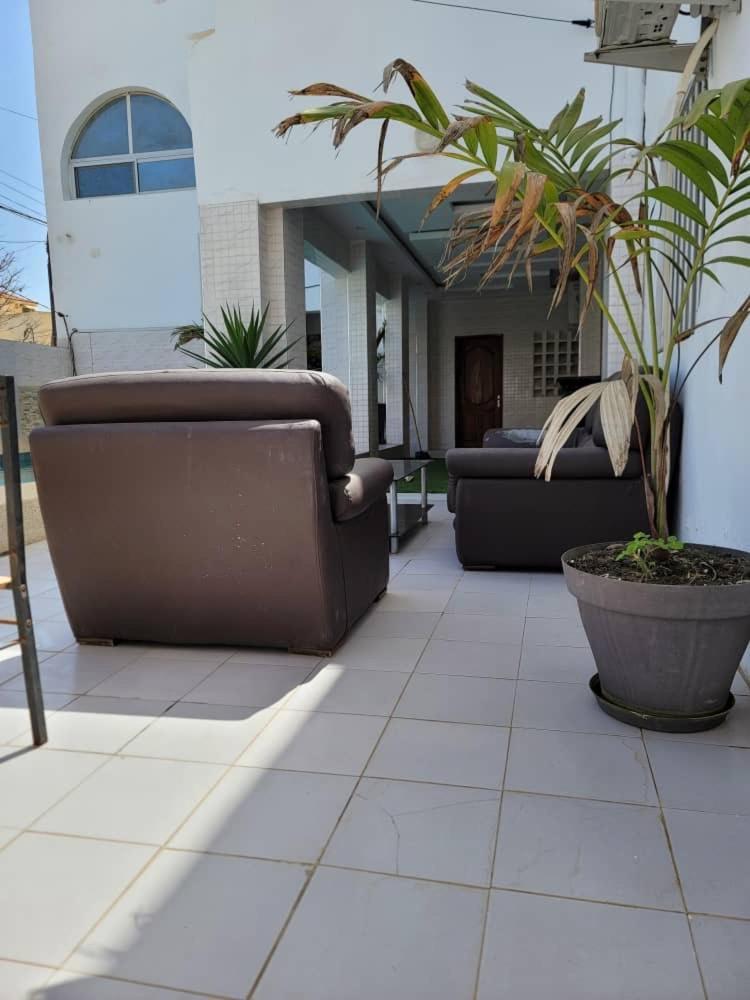 Magnifique Standing Avec Piscine Et Jardin A Ngor Virage * Dakar